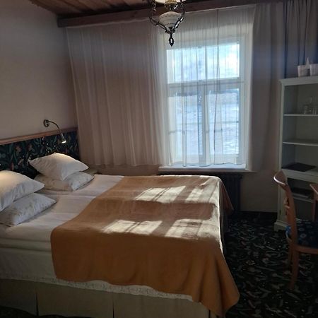 Aasa Kuelalistemaja Hotel Viljandi  Bagian luar foto
